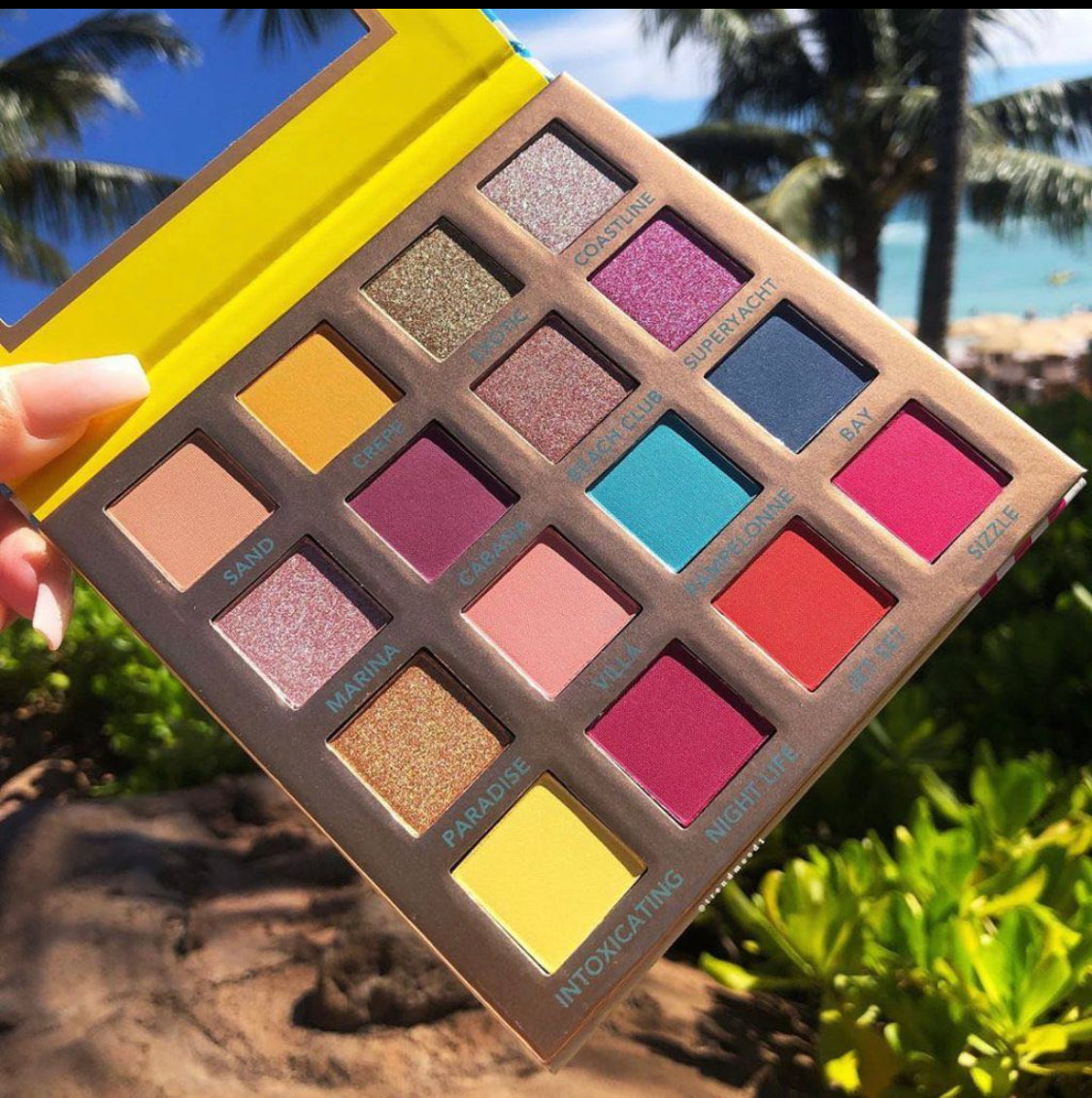 BH Cosmetics Summer In St. Tropez Eyeshadow Palette Minoustore